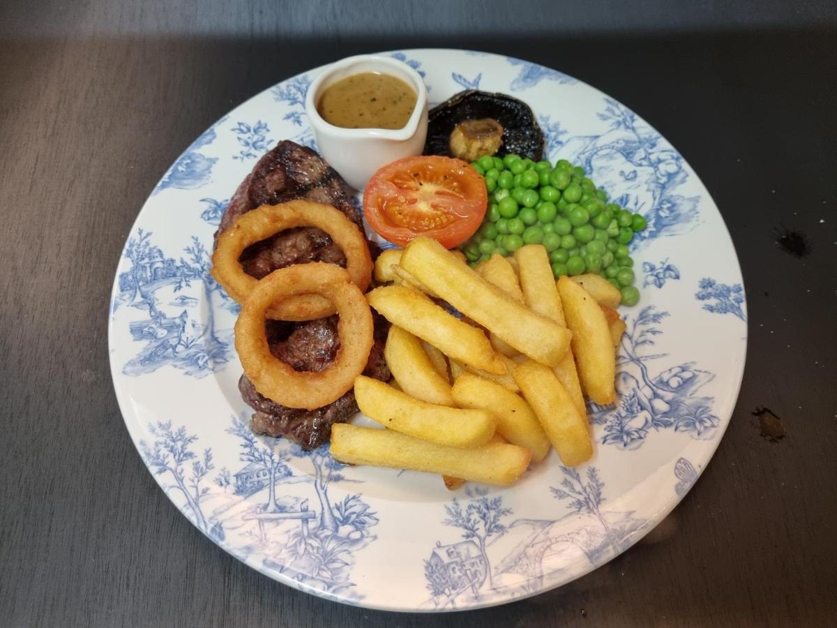 The Pelican Inn Stapleford  ภายนอก รูปภาพ